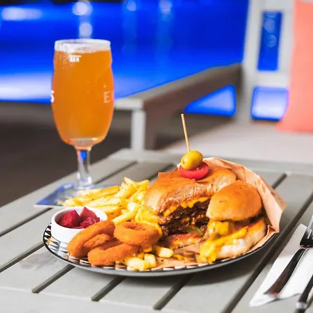 Апартаменты Kibris Girnede 1 Yatak Odali Sueper Lueks Havuzlu